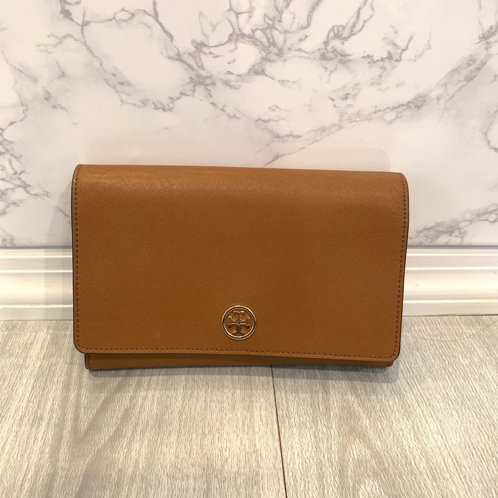Tory Burch Emerson Wallet On A Chain Gem